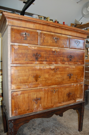 walnutchestonstand164-350